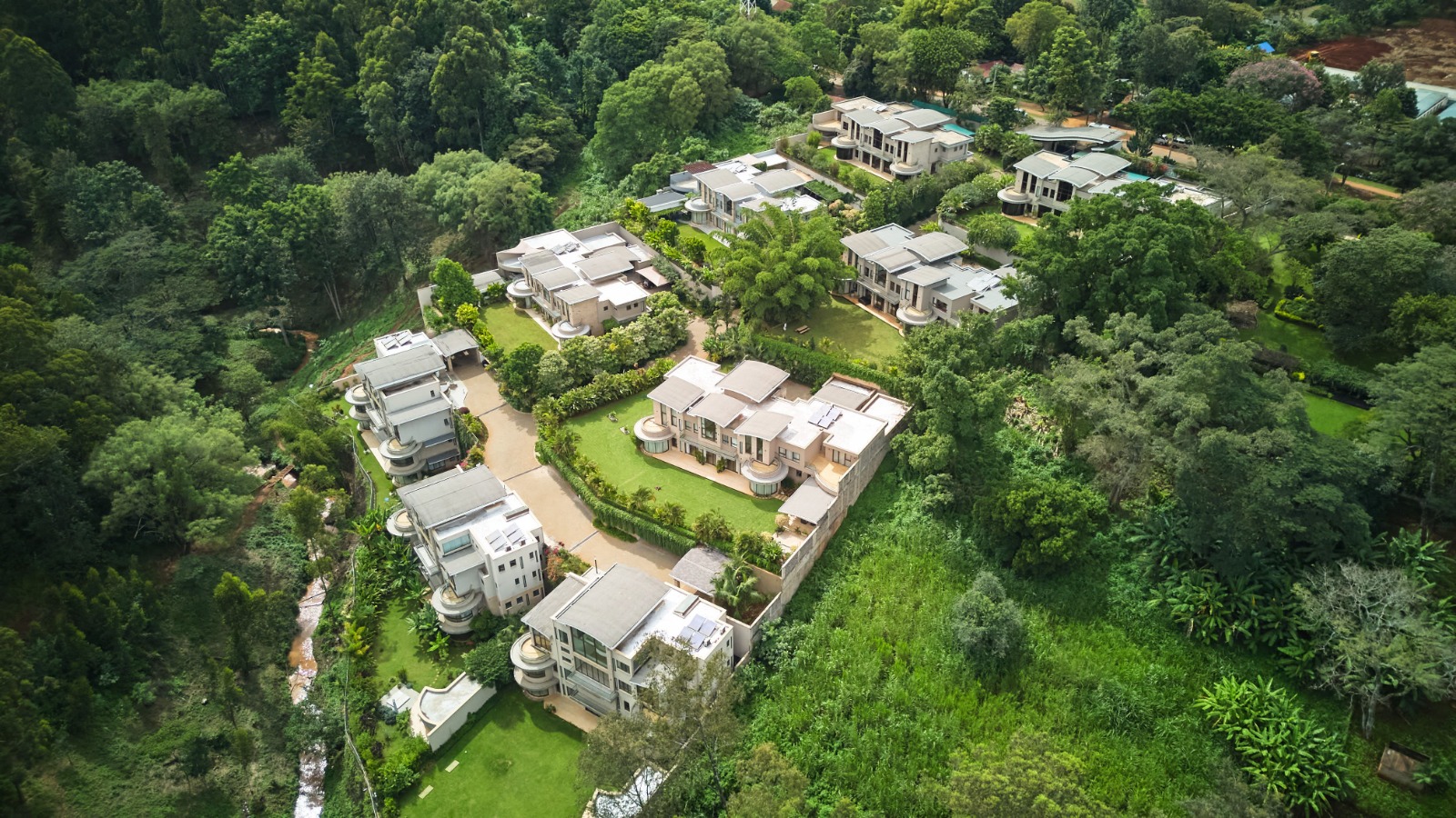 5 Bedroom Mansion Lower Kabete outdoor area